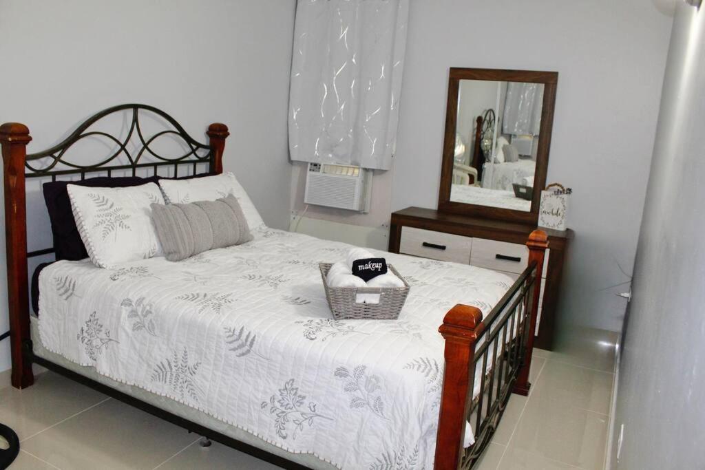 Penthouse Views Apartment ซานฮวน ภายนอก รูปภาพ